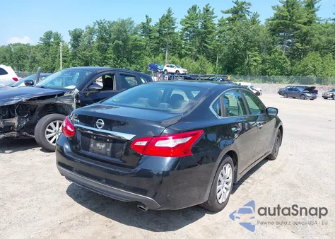 2016 Nissan Altima 2.5/2.5 S/2.5 Sl/2.5 Sr/2.5 Sv z USA, uszkodzony, nr VIN 1N4AL3AP3GN306380